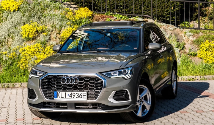 Audi Q3 cena 136500 przebieg: 17000, rok produkcji 2021 z Głuchołazy małe 704